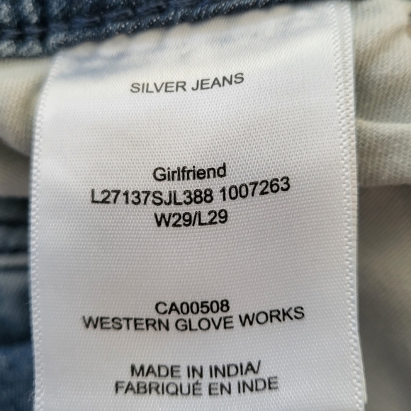 Silver Girlfriend Jeans with Cropped Length - Picture 7 of 9